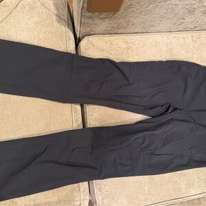 Women’s size 6 Duluth Trading Company Black pants